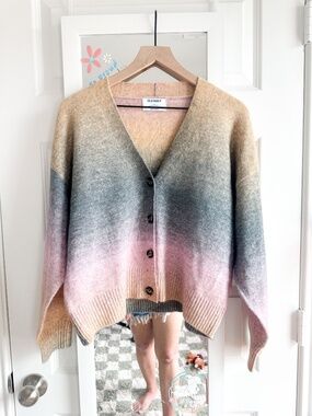 Old Navy Ombre Slouchy Button-Down Cardigan Small New with Tag
